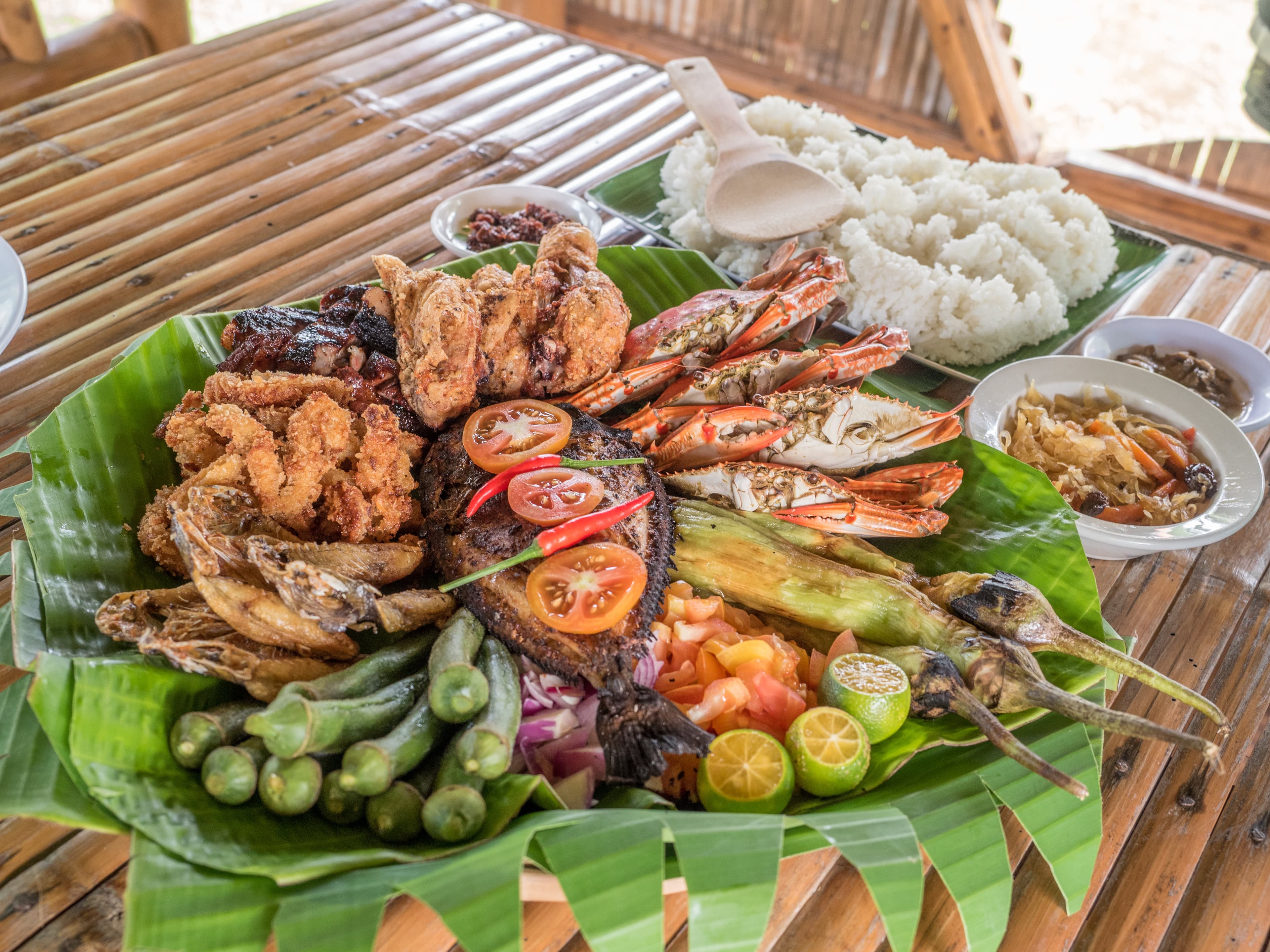 Island Kamayan Boodle Fight Feast