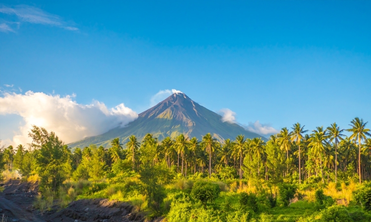 Mayon Volcano Natural Park Actitivities and Attractions. | Vacationhive